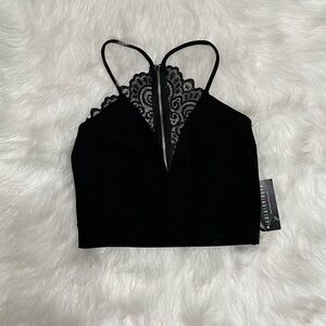 Fashion nova lace top size small